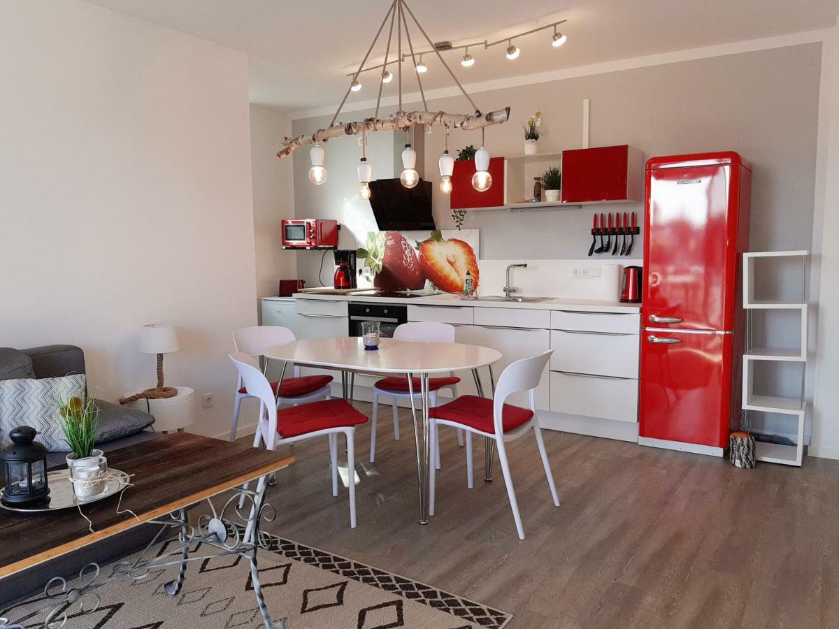 Ferienwohnung Strandraeuber Glowe Exterior foto