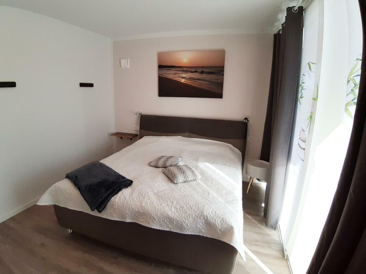 Ferienwohnung Strandraeuber Glowe Exterior foto