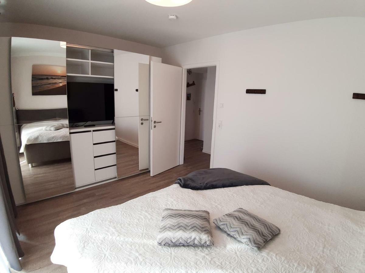 Ferienwohnung Strandraeuber Glowe Exterior foto